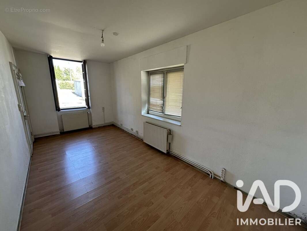 Maison 91 m² à Montreux-Vieux  - photo 6