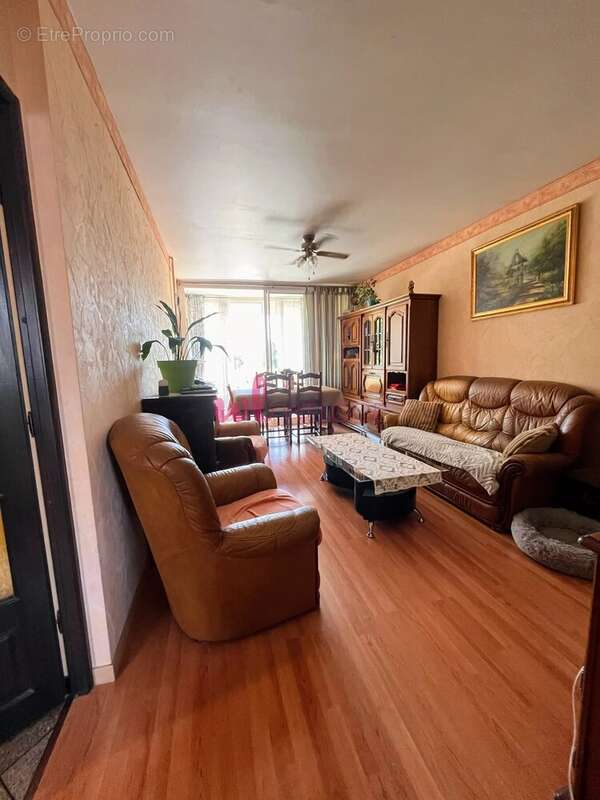 Appartement à MARSEILLE-15E