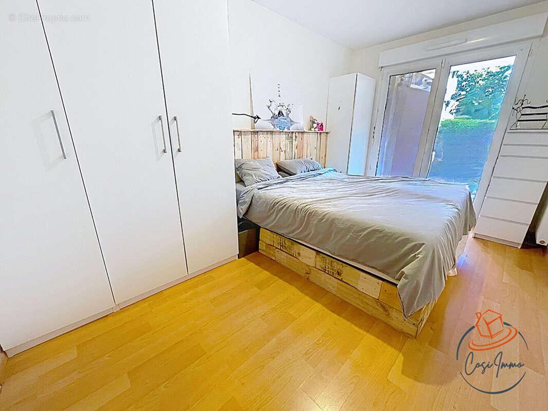 Appartement à SERGY