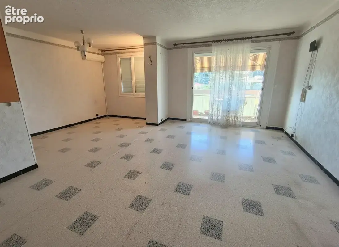 Appartement T3 + garage au 6ème étage d'une résidence sécurisée - photo 2