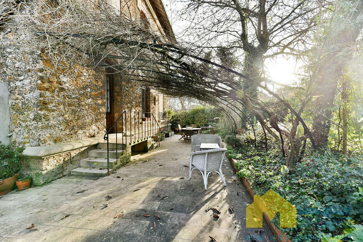 Maison à EPINAY-SUR-ORGE