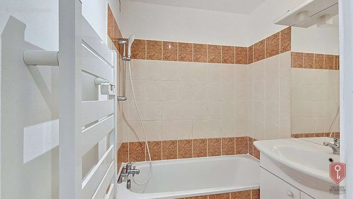 Appartement à VETRAZ-MONTHOUX