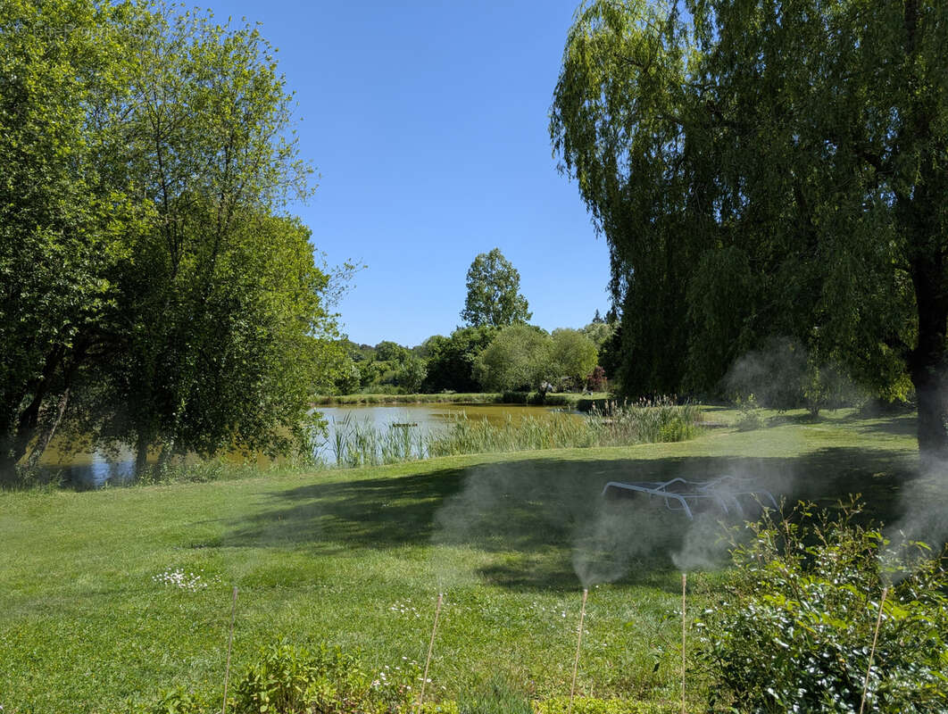 Maison à PIERREFITTE-SUR-SAULDRE