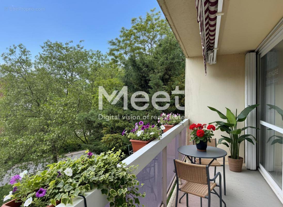 Appartement à MAUREPAS