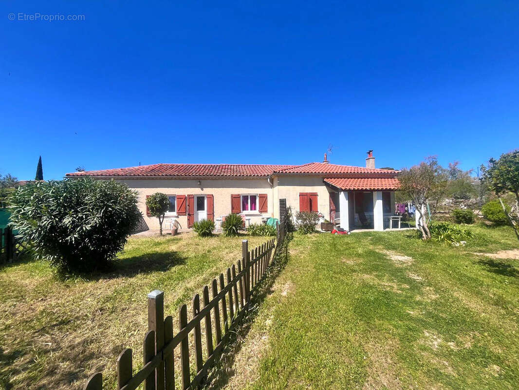 Appartement à HYERES