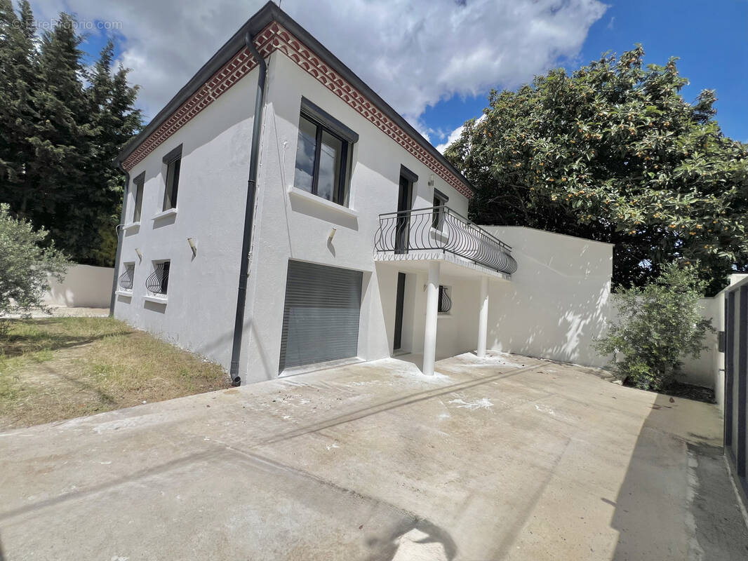 Maison à NIMES