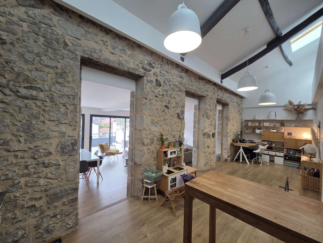 Maison à CAPDENAC-GARE