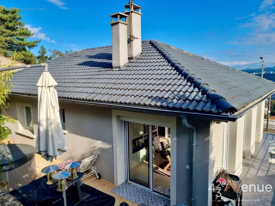 Maison à SAINT-ETIENNE