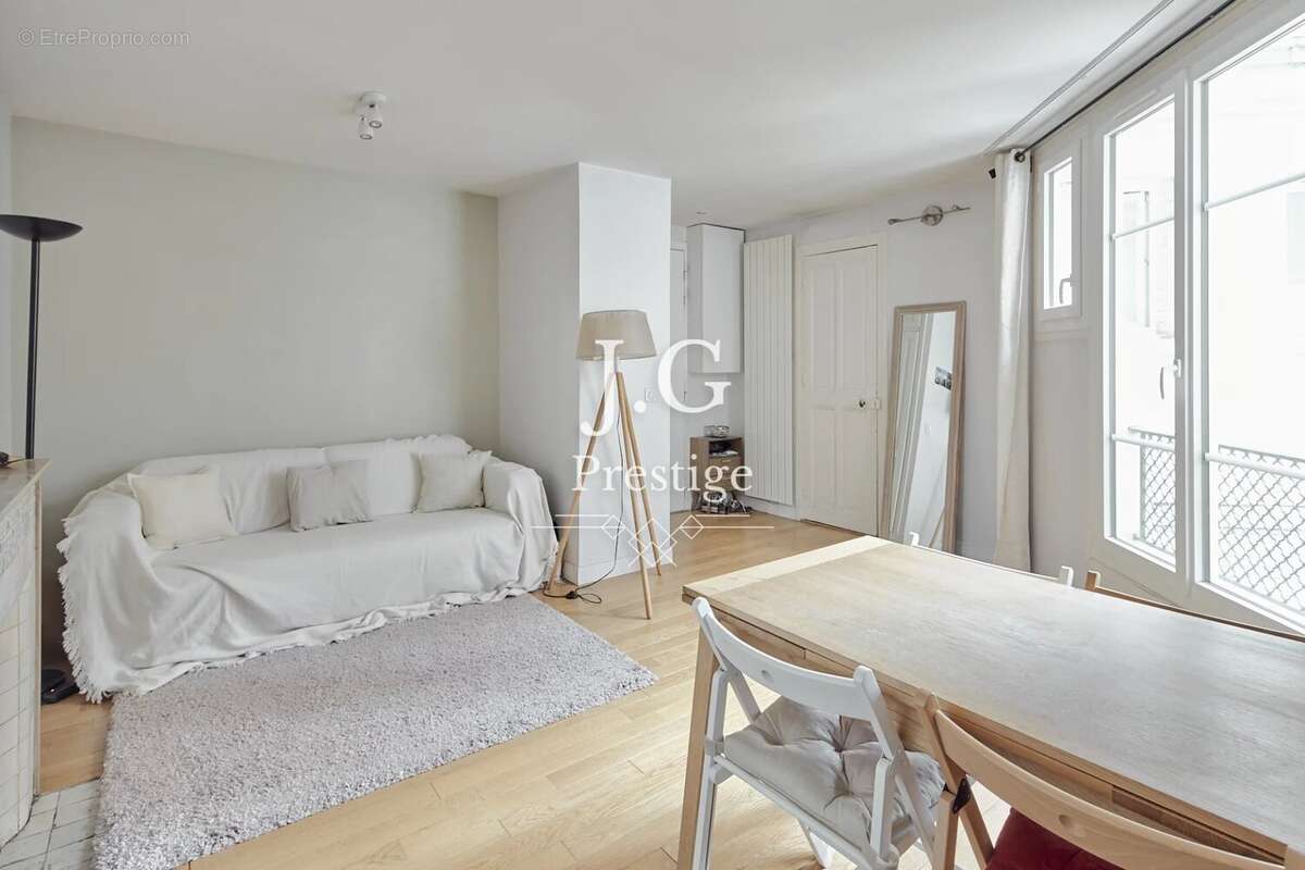 Appartement à PARIS-5E