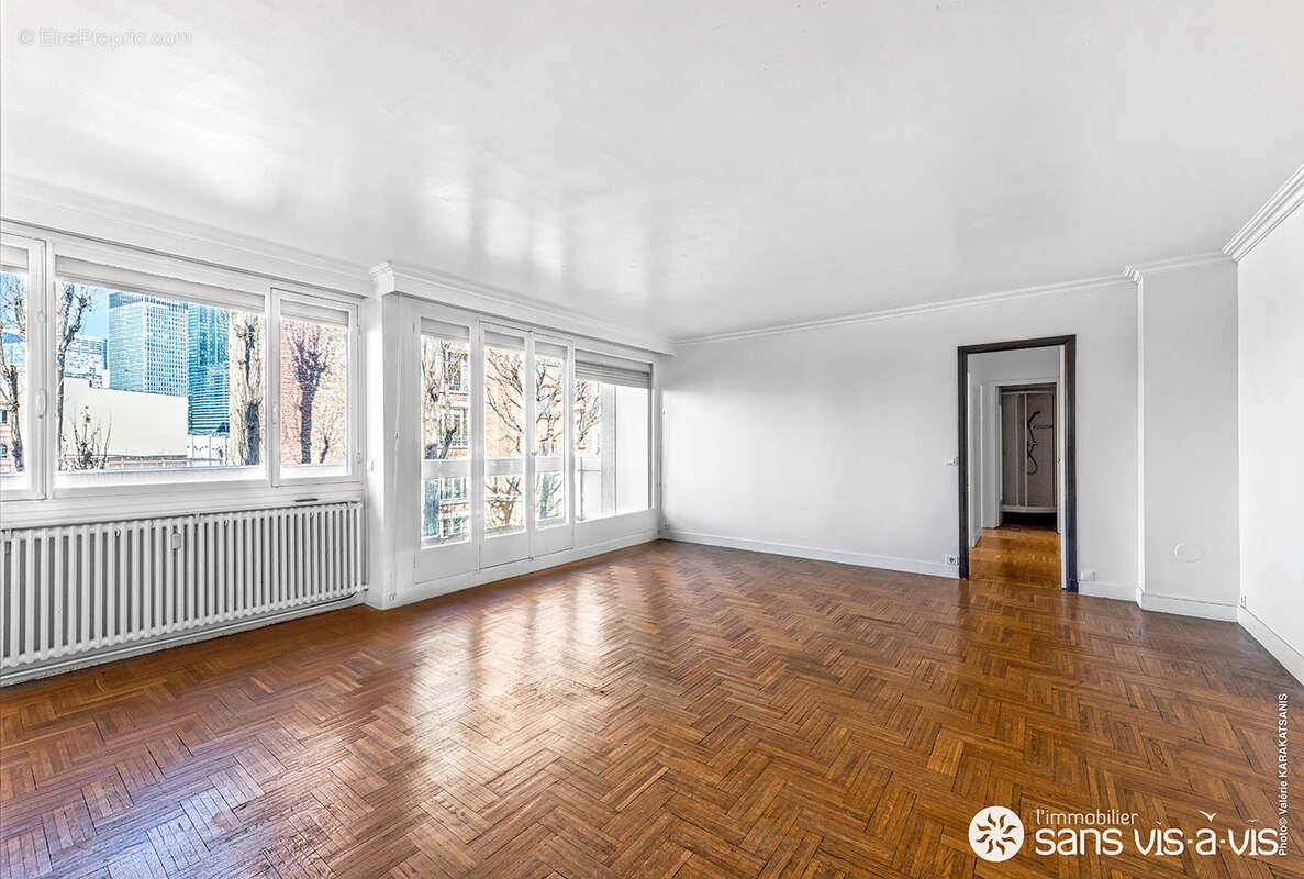 Appartement à NEUILLY-SUR-SEINE