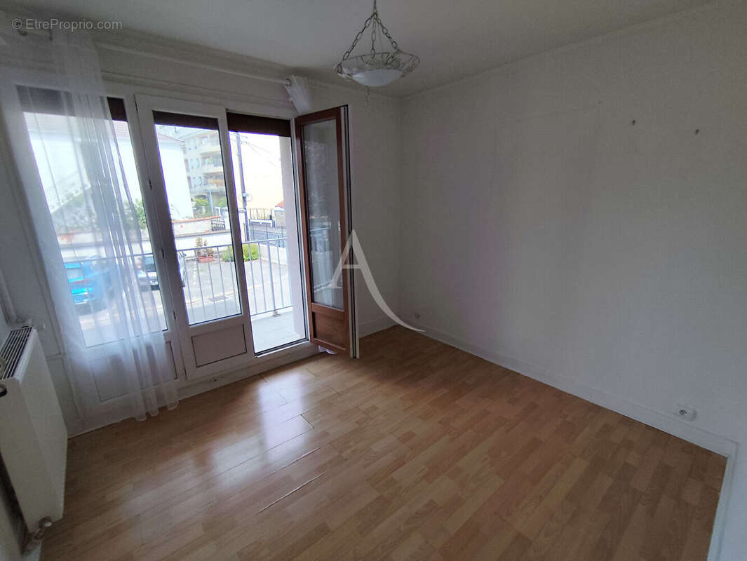 Beau F3 sur Chelles - photo 4