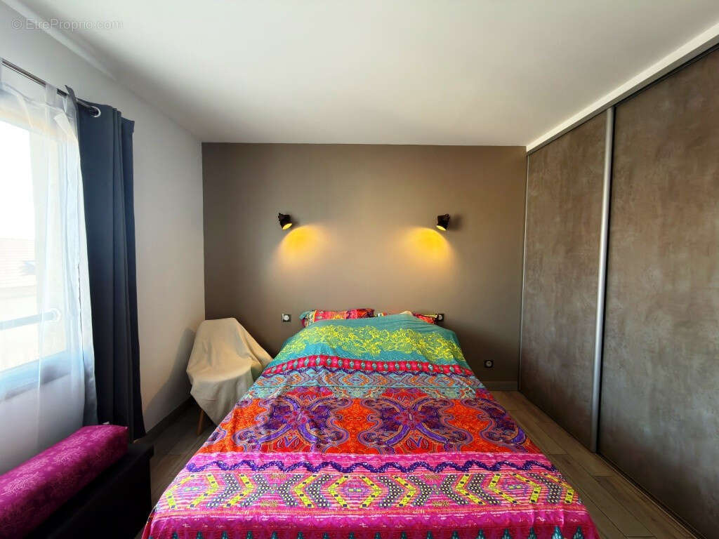 Pépinière Canal à découvrir ce magnifique  appartement d'exception de 3 pièces très lumineux de 85,50 m2, situ - photo 8
