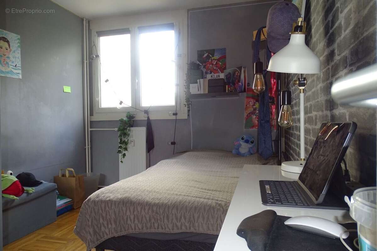 Appartement 81 m² à Creteil  - photo 5