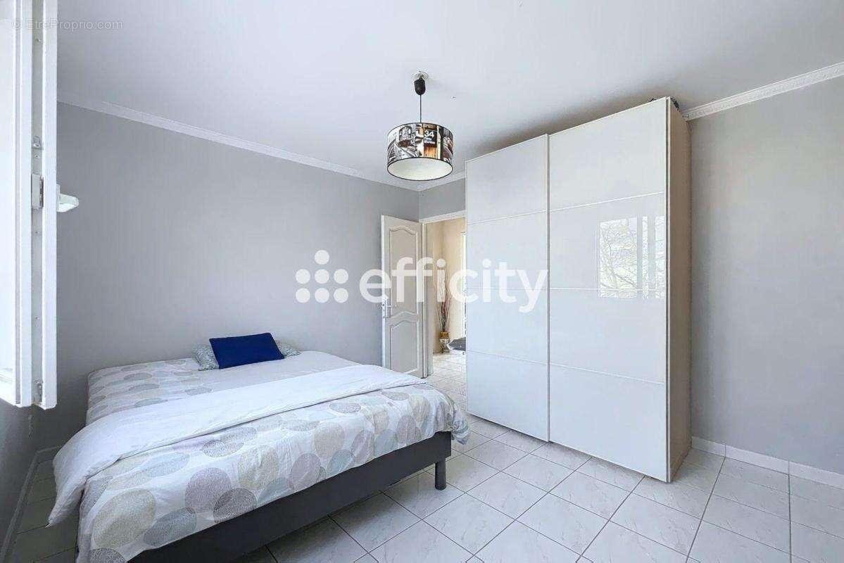 Maison à CLICHY-SOUS-BOIS