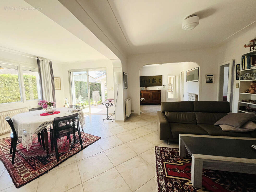 Maison à VILLENEUVE-SUR-LOT