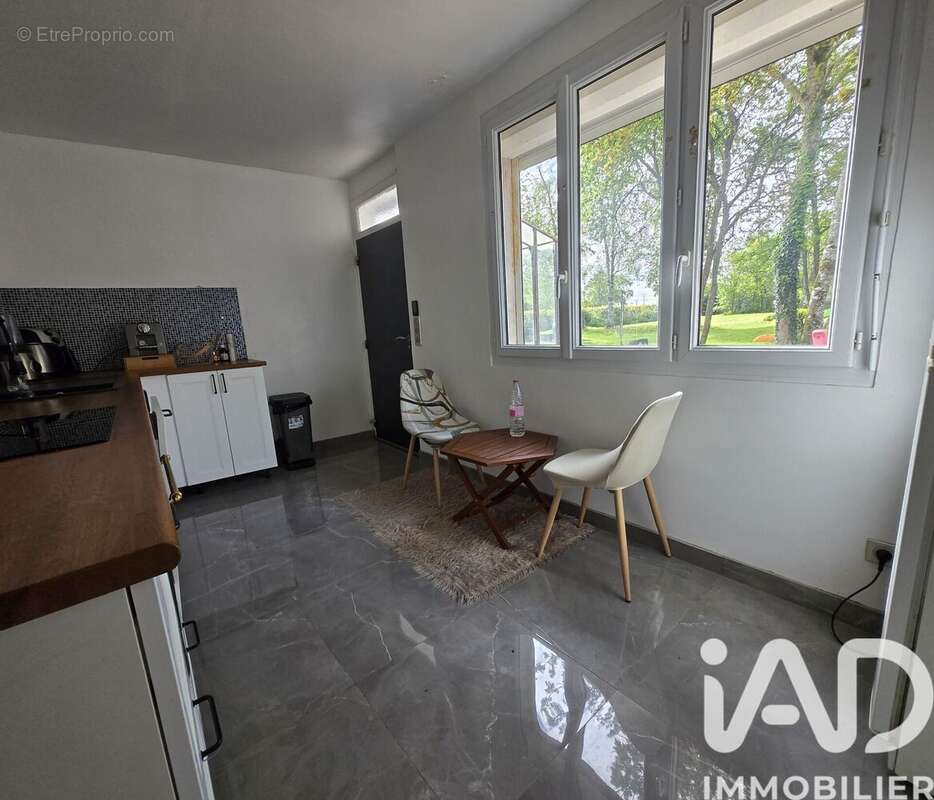 Photo 8 - Maison à YEVRES