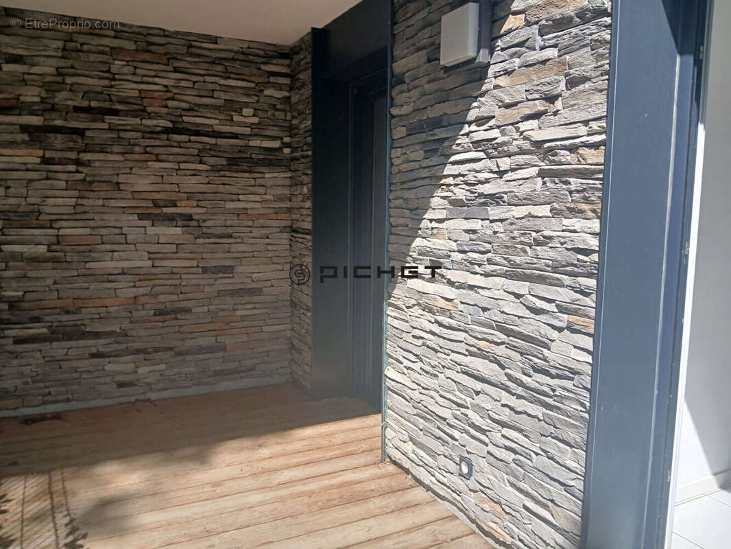 Exclusivité ! Appartement récent à Chevry 3 pièce 66 m2 - photo 2
