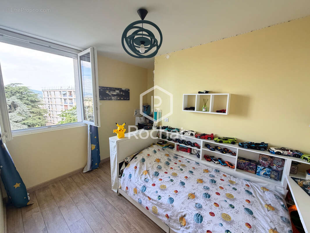 Appartement à LYON-5E
