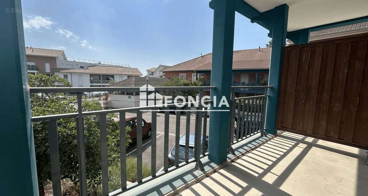 Superbe appartement, avec terrasse, une place de stationnement, proche des commodités, gare à proximité - photo 8
