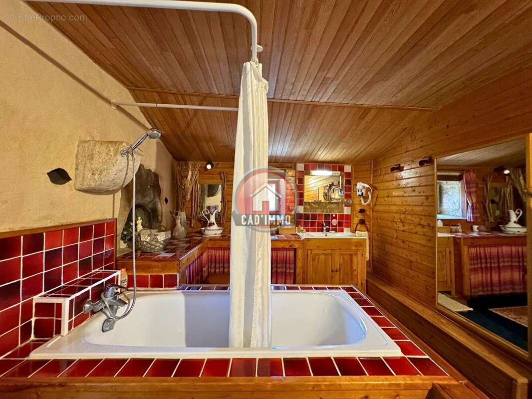 Maison à ROUFFIGNAC-DE-SIGOULES