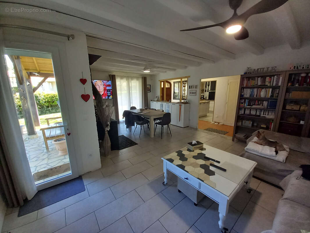 Maison à FUMEL