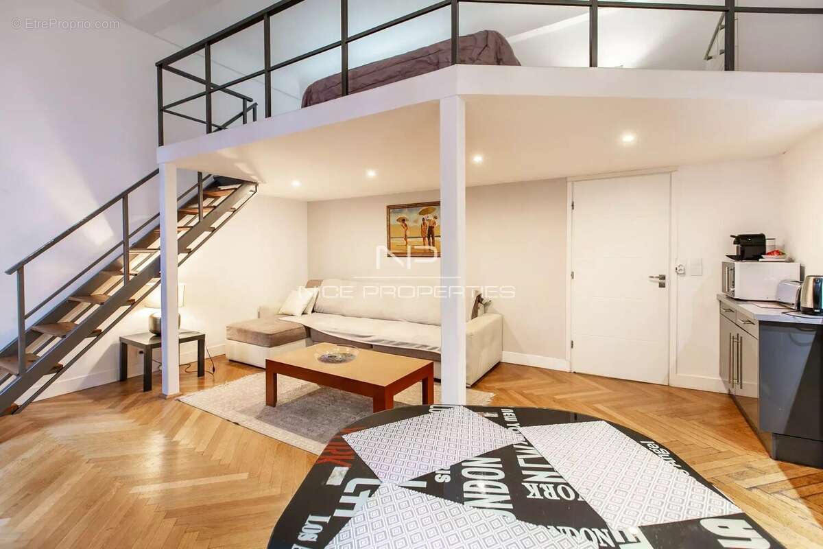 Appartement à NICE