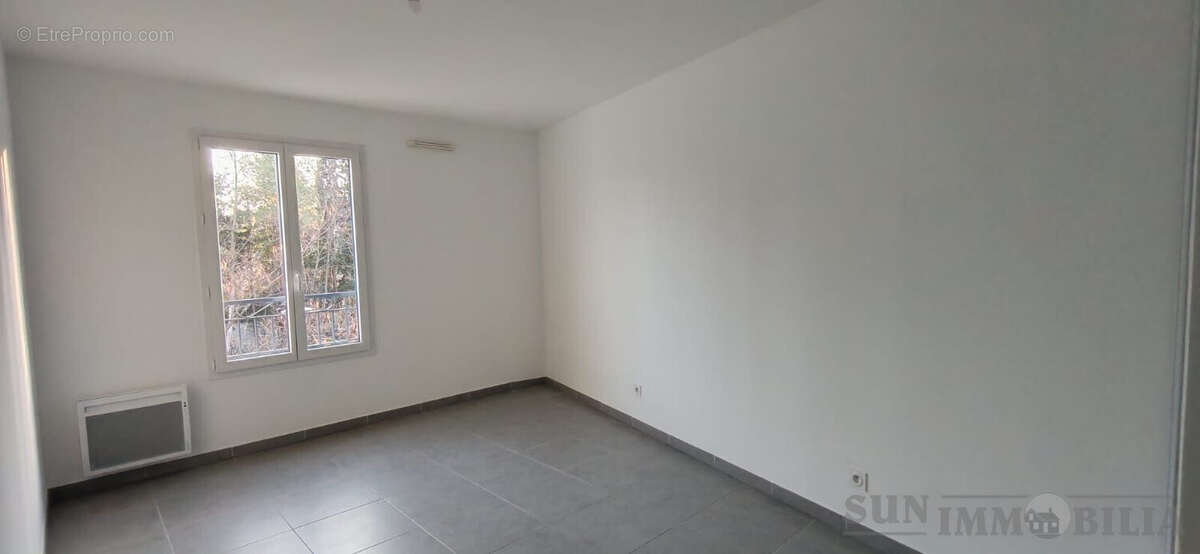 Appartement à LE ROURET