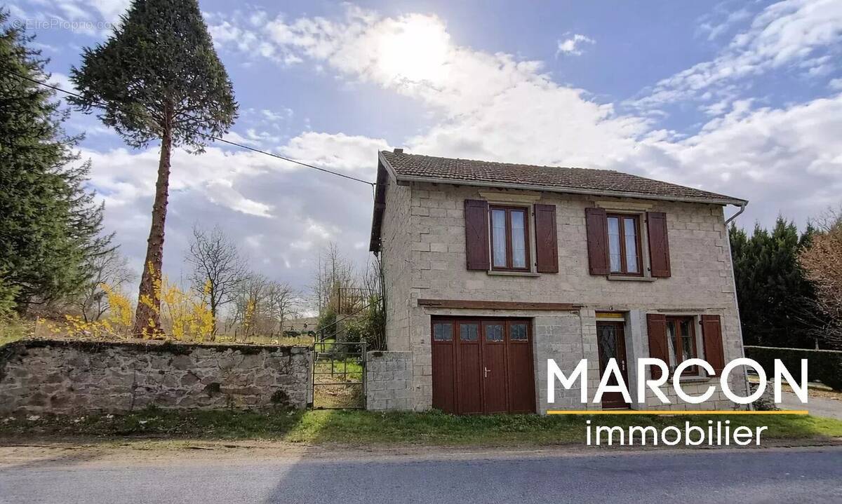 Maison à SAINT-HILAIRE-LE-CHATEAU