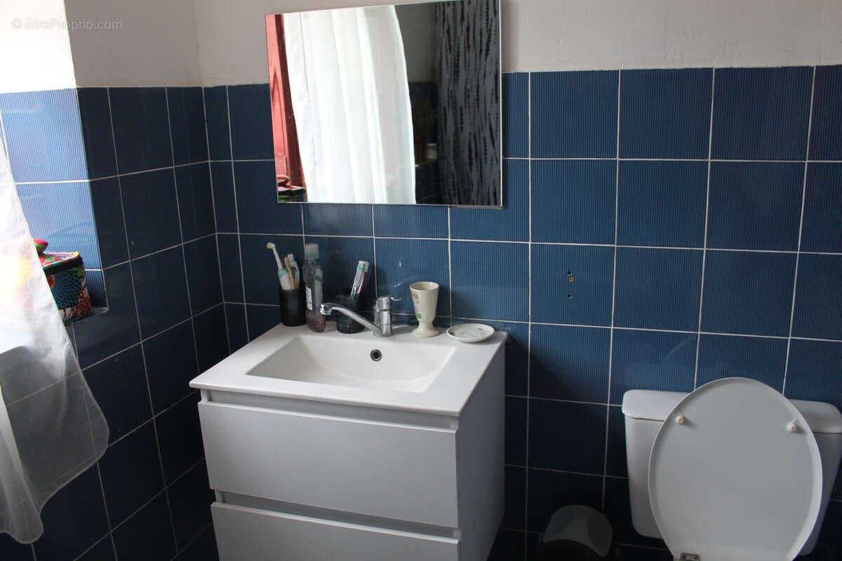 Maison à SAINT-SAUD-LACOUSSIERE