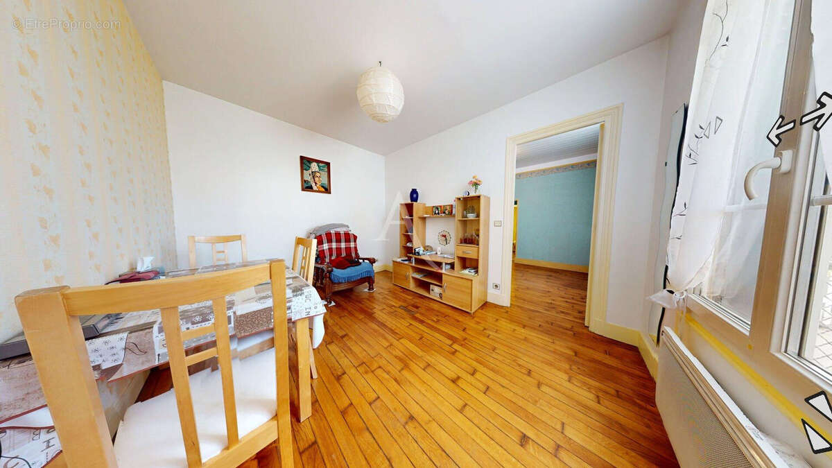 Maison Vitry Sur Seine 2 pièces Gare jean jaures -  43 m² - photo 2