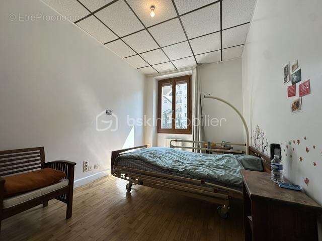 Saint jean de maurienne - appartement t3 90m2 - photo 7