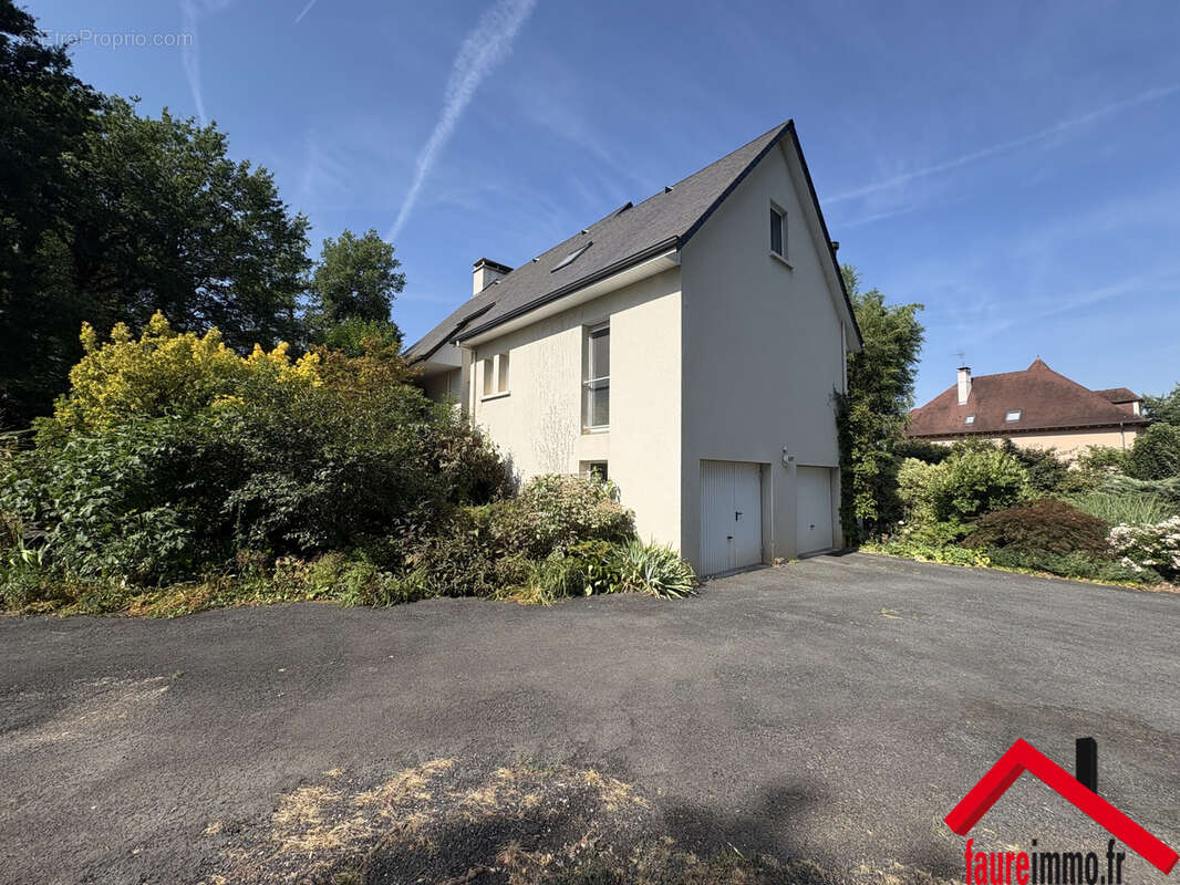 Maison à DONZENAC