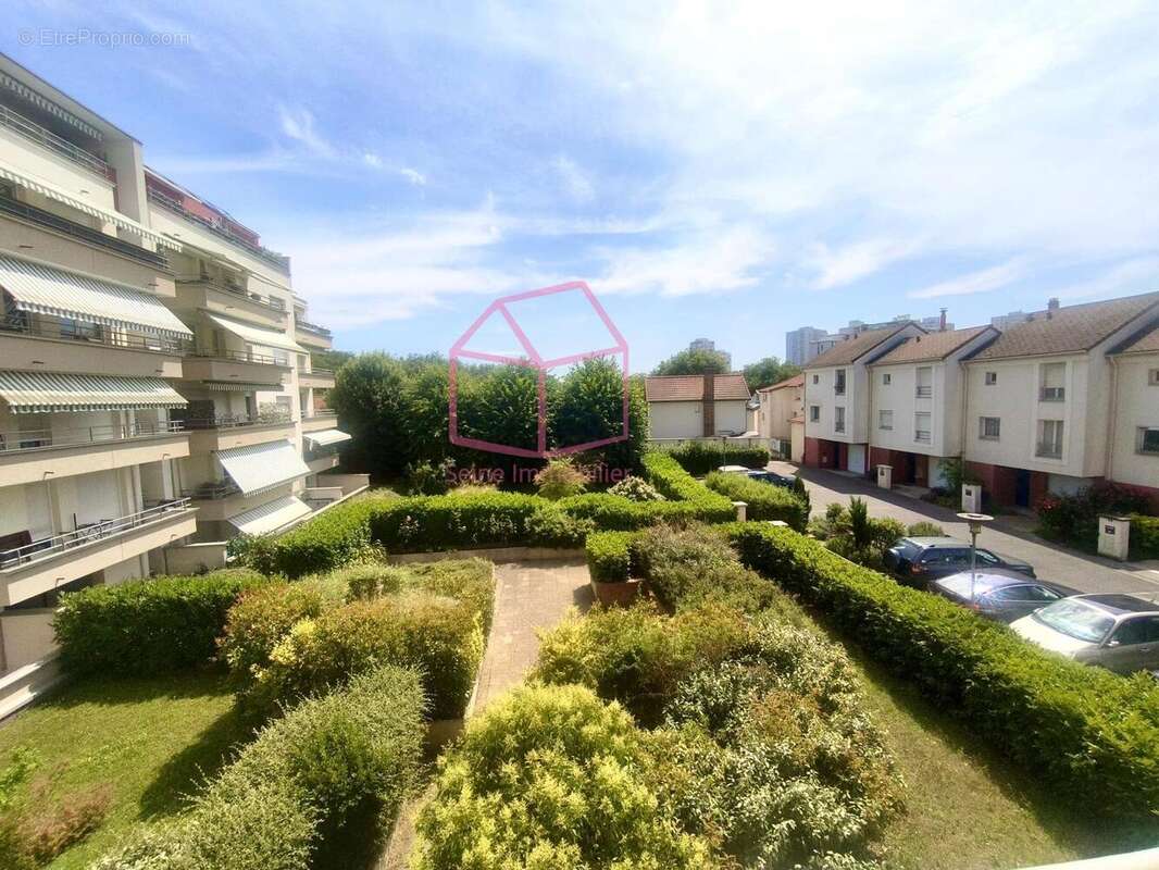 Appartement à CHOISY-LE-ROI