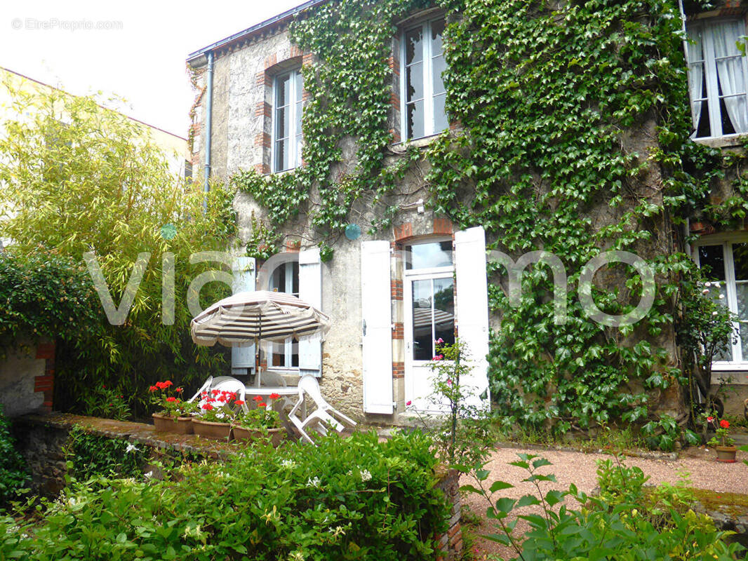 Maison à AIZENAY