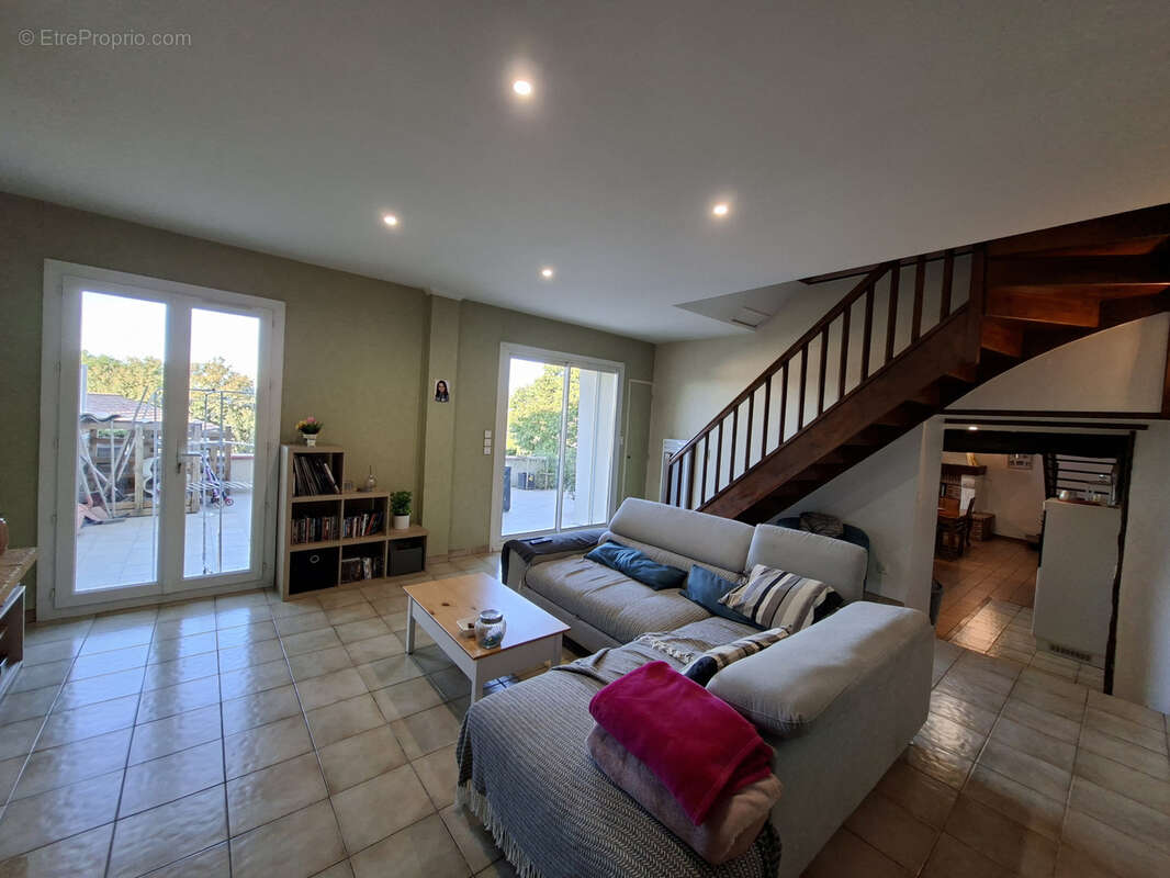 Maison à SAINT-AFFRIQUE-LES-MONTAGNES