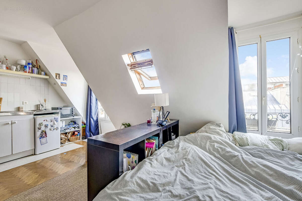 Appartement à PARIS-10E