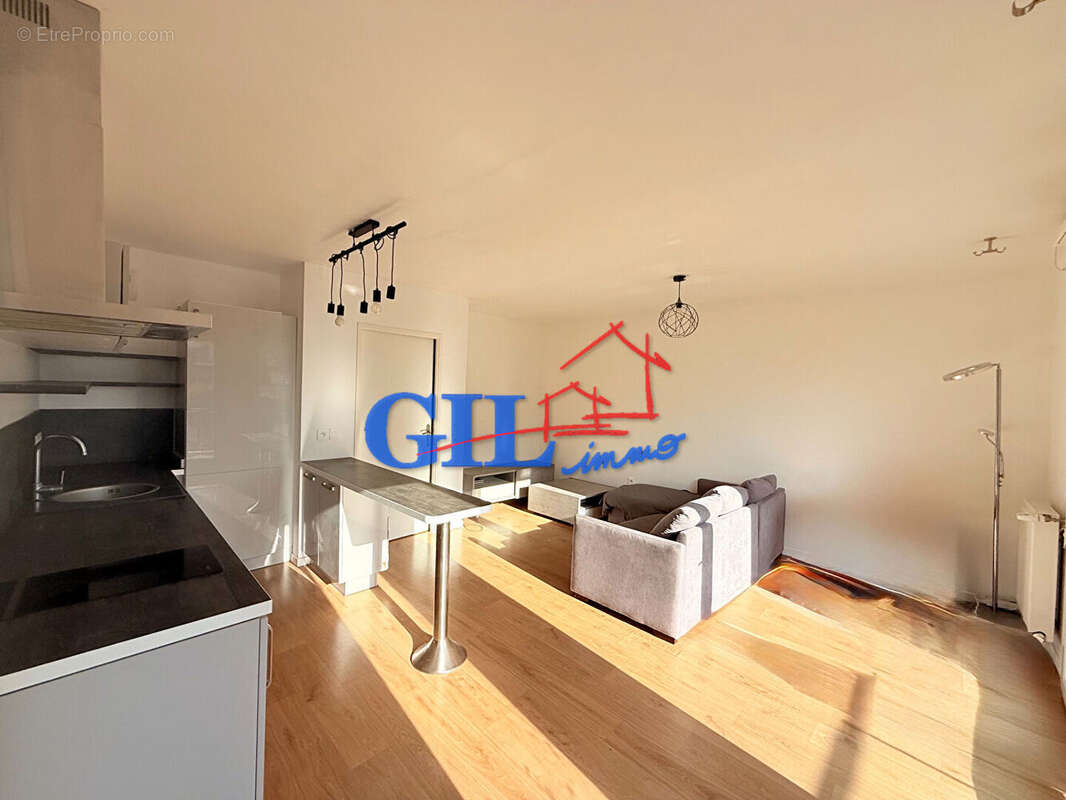 Appartement à MOISSY-CRAMAYEL