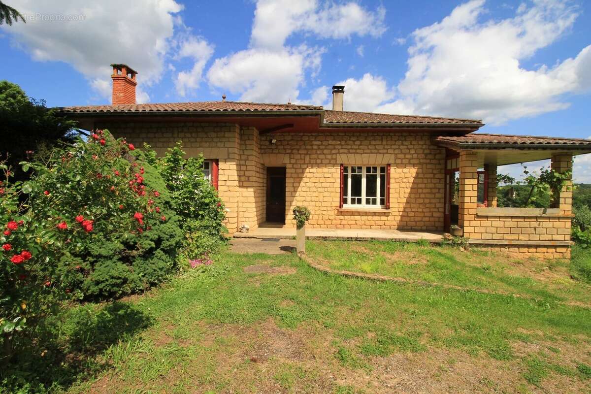 Beau domaine Équestre avec maison d'habitation en Pays de Belvès - photo 2