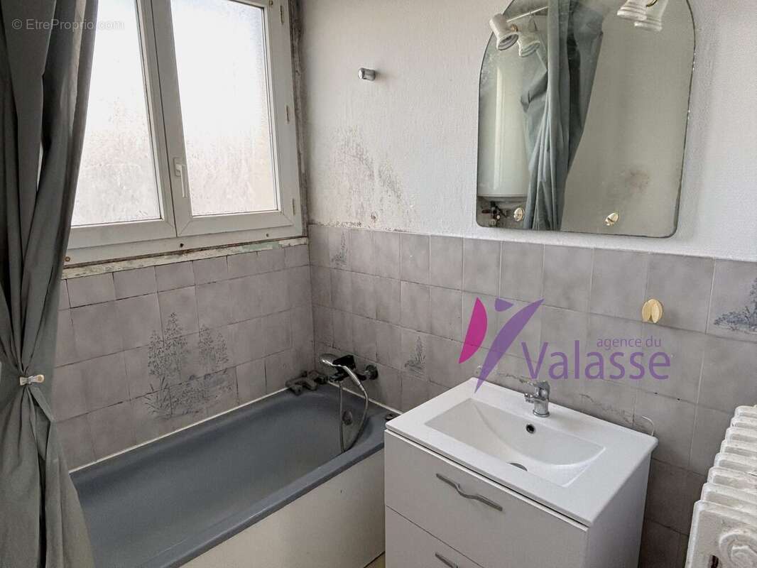 Appartement à SAINT-MAURICE-D'ETELAN