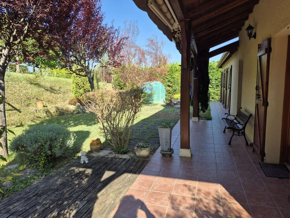 Maison à PREIGNAN