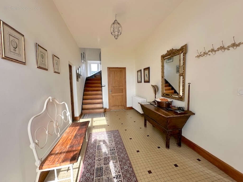 Maison à TESSY-SUR-VIRE