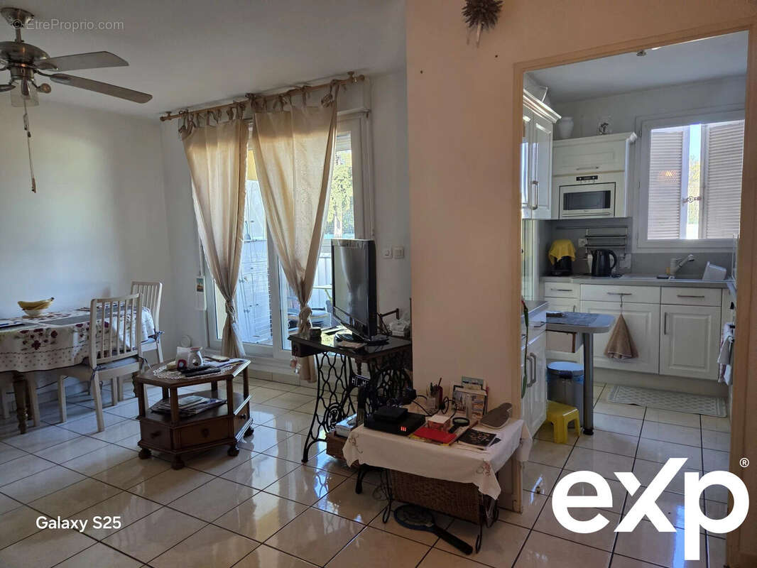 Appartement à SOLLIES-PONT