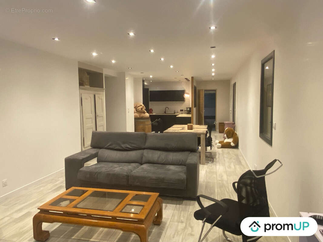 Maison à SAINT-GERMAIN-LAPRADE