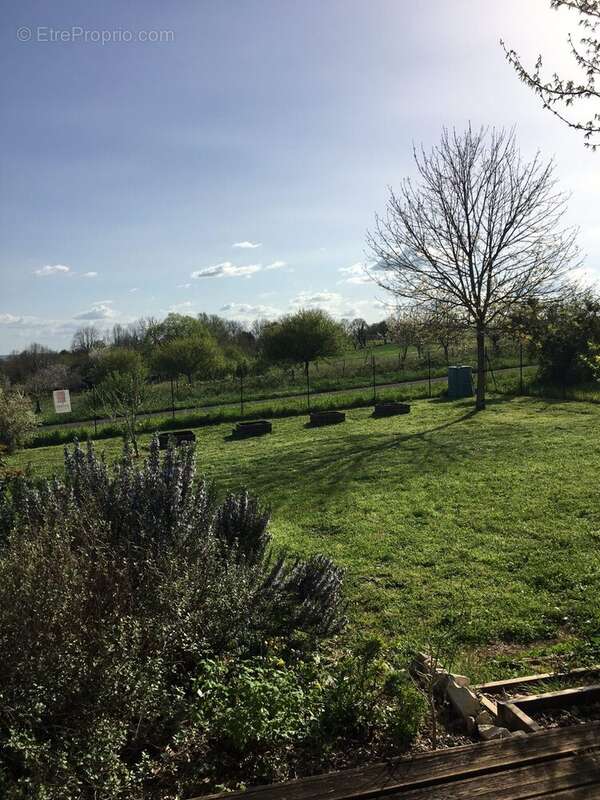 Maison à SAINT-AMANT-DE-BOIXE