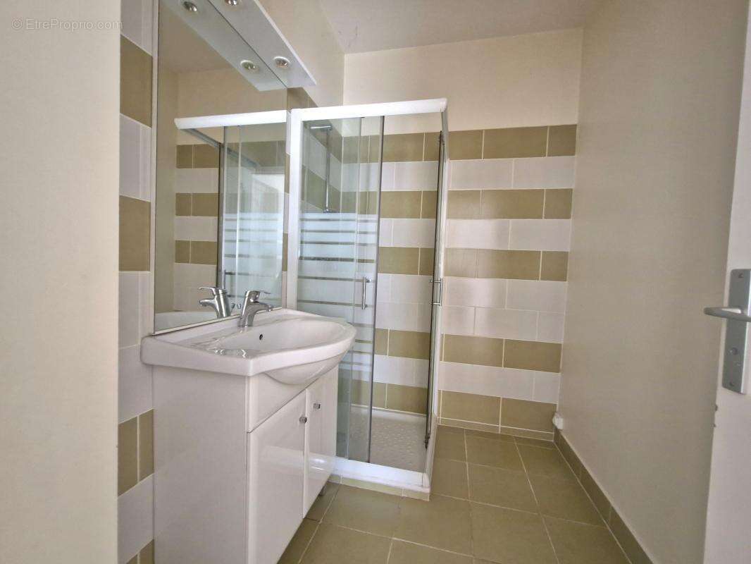 Maison à SATHONAY-CAMP