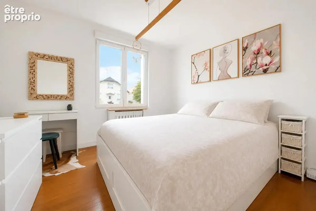 Maison de 5 pièces de 104 m² à Laval - photo 4