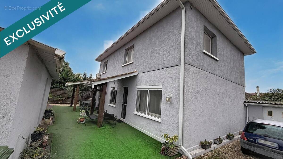 Photo 1 - Maison à BASSENS