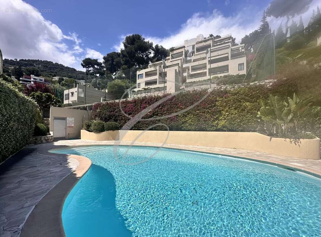 Appartement à ROQUEBRUNE-CAP-MARTIN