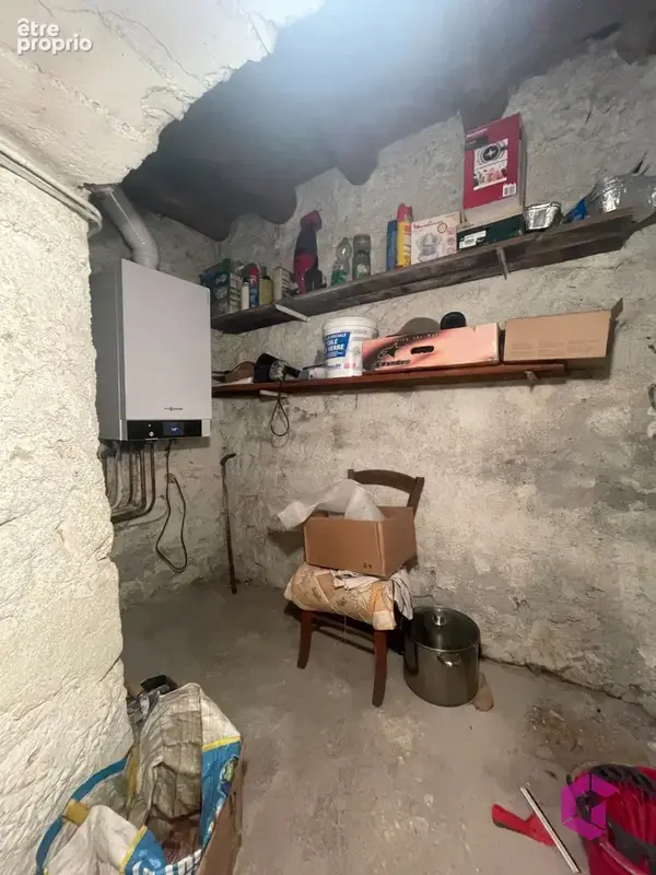 Maison à potentiel, avec Extérieur et Garage au PUY EN VELAY - photo 23