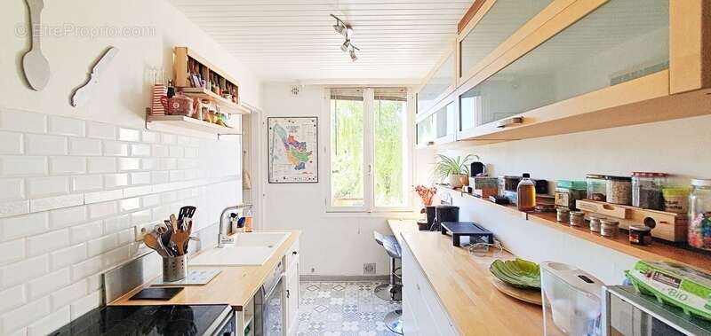 Appartement à HOUILLES